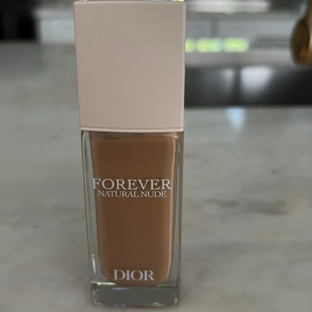 New Dior Forever Natural Nude Foundation 3.5 N Light Coverage, Luxury